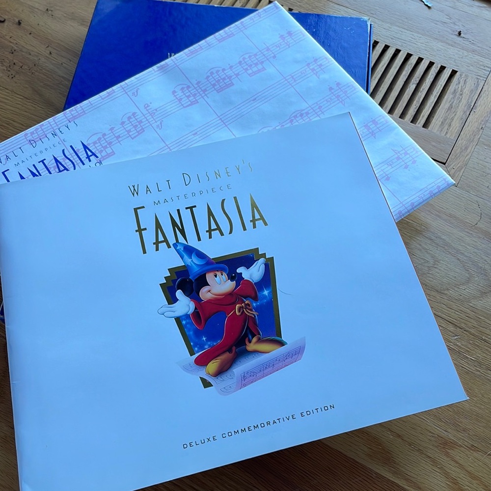 the walt disney book and picture